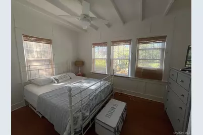 22 Crescent Avenue, Seaview, NY 11770 - Photo 10