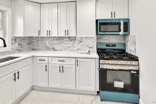 64 S Montgomery St, Valley Stream, NY 11580 - Photo 20