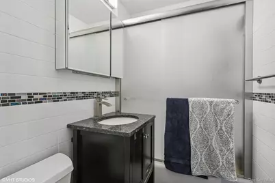 5800 Arlington Avenue #19L, Bronx, NY 10471 - Photo 8