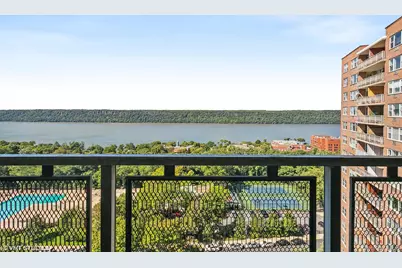 5800 Arlington Avenue #19L, Bronx, NY 10471 - Photo 4