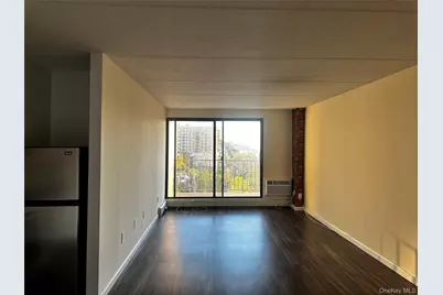 1155 Warburton Avenue #4P, Yonkers, NY 10701 - Photo 4