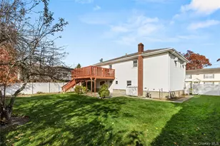 157 N Alleghany Ave, Lindenhurst, NY 11757 - Photo 16