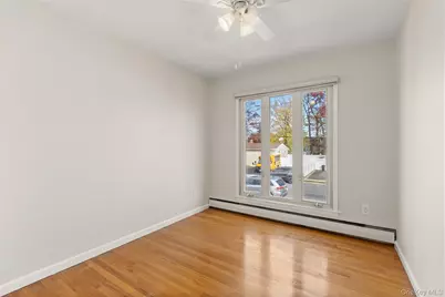 157 N Alleghany Avenue, Lindenhurst, NY 11757 - Photo 8