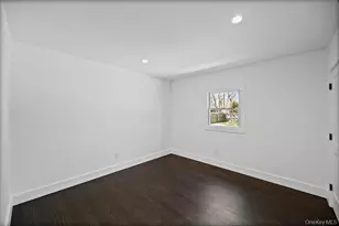 10 Shinnecock Ln, Hampton Bays, NY 11946 - Photo 20