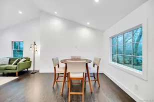 10 Shinnecock Ln, Hampton Bays, NY 11946 - Photo 12