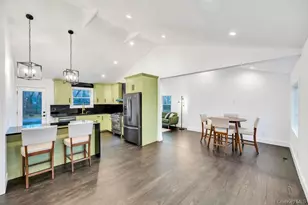 10 Shinnecock Ln, Hampton Bays, NY 11946 - Photo 8