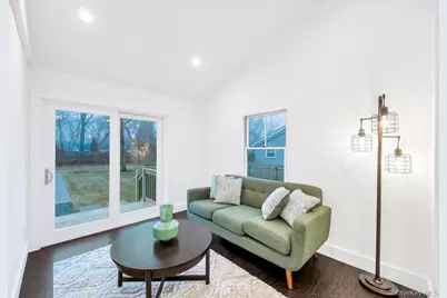 10 Shinnecock Lane, Hampton Bays, NY 11946 - Photo 20