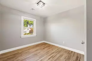 6 Winnetou Rd, White Plains, NY 10603 - Photo 30