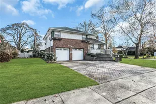 946 Bard Rd, Westbury, NY 11590 - Photo 2