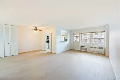 100-26 67th Rd #4F, Forest Hills, NY 11791 - Photo 2