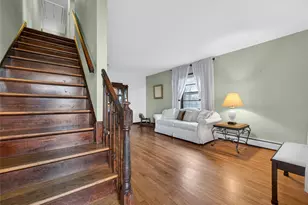 10 Dunnery Ct, Suffern, NY 10901 - Photo 2