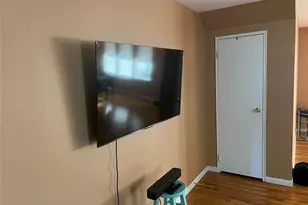 301 Artist Lake Dr, Middle Island, NY 11953 - Photo 20