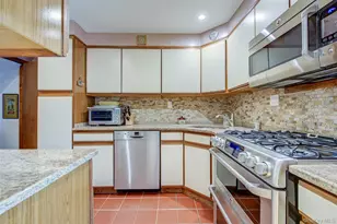 67-118 Dartmouth St, Forest Hills, NY 11375 - Photo 10