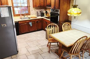 28 Hargrove Dr, Stony Brook, NY 11790 - Photo 6