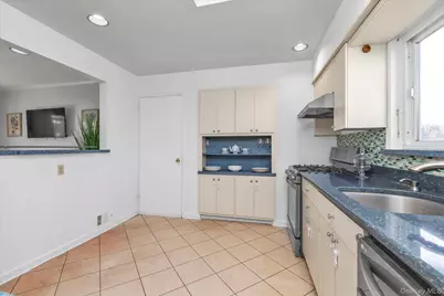 6 Karen Avenue, Plainview, NY 11803 - Photo 10