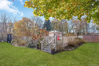 18 Atlantic Avenue, East Moriches, NY 11940 - Photo 4