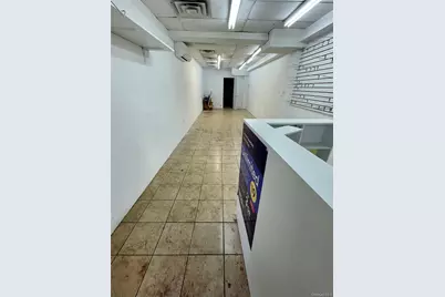 4218 Bowne Street #1C, Flushing, NY 11355 - Photo 6