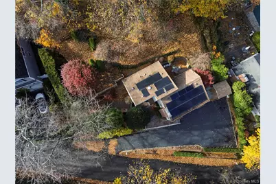 68 McCouns Lane, Oyster Bay, NY 11771 - Photo 28