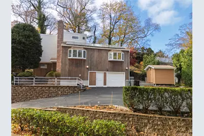 68 McCouns Lane, Oyster Bay, NY 11771 - Photo 1