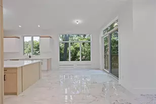 40 Singer Ave, Spring Valley, NY 10977 - Photo 10