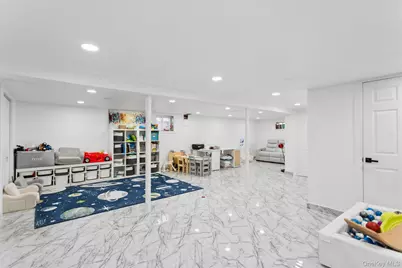 84 Rosedale Road, Woodmere, NY 11581 - Photo 20