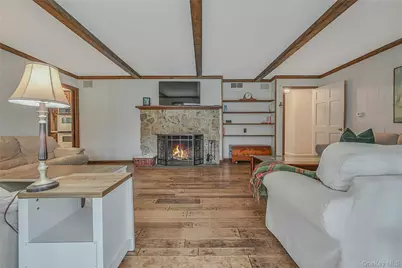 2340 Fairway Drive, Cutchogue, NY 11935 - Photo 12