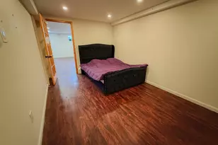 1110 Clarence Ave, Bronx, NY 10465 - Photo 20