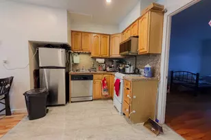 1110 Clarence Ave, Bronx, NY 10465 - Photo 4