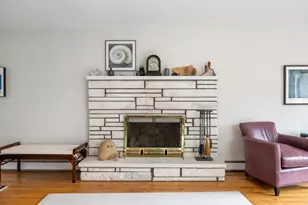 9 McAllister Dr, Pleasant Valley, NY 12569 - Photo 8