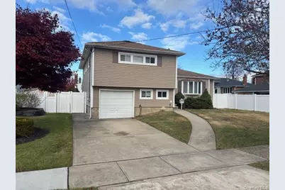161 Aster, Massapequa Park, NY 11762 - Photo 1