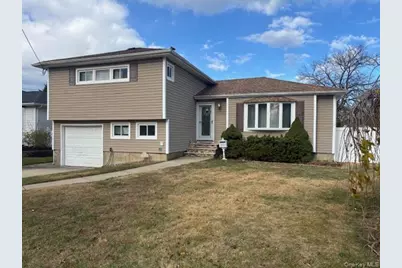 161 Aster, Massapequa Park, NY 11762 - Photo 2