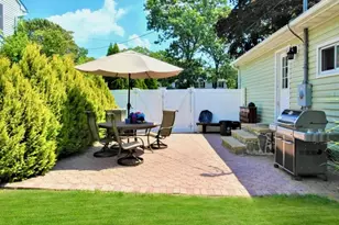 465 Wellwood Dr, Shirley, NY 11967 - Photo 14