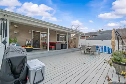 26 W 11th Street, Huntington Station, NY 11746 - Photo 32