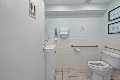 26 W 11th Street, Huntington Station, NY 11746 - Photo 14