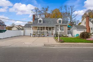 26 W 11th St, Huntington Station, NY 11746 - Photo 4