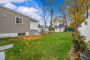 26 W 11th St, Huntington Station, NY 11746 - Photo 34