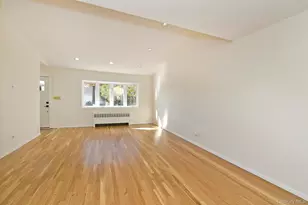 7 Stephen Dr, Farmingdale, NY 11735 - Photo 6