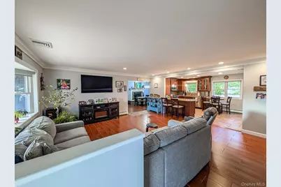 61 Rush Street, Port Jefferson Station, NY 11776 - Photo 4