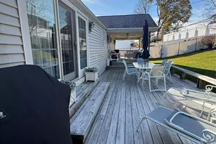 6 Lee Pl, Old Bethpage, NY 11804 - Photo 20