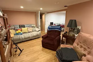 6 Lee Pl, Old Bethpage, NY 11804 - Photo 18