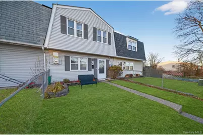 204 Country Club Drive, Maybrook, NY 12543 - Photo 4