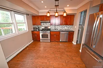 89 Osborne Road, West Hempstead, NY 11552 - Photo 32