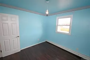 89 Osborne Rd, West Hempstead, NY 11552 - Photo 8