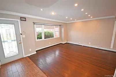 89 Osborne Road, West Hempstead, NY 11552 - Photo 18