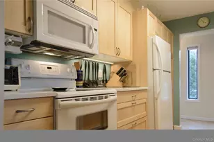 350 Water St, Newburgh, NY 12550 - Photo 14