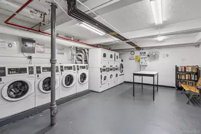 45 Kew Gardens Road #4A, Kew Gardens, NY 11415 - Photo 14