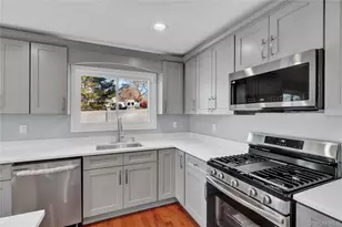 6 Renee Ct, Centereach, NY 11720 - Photo 18