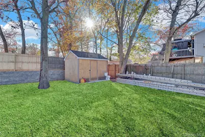 6 Renee Court, Centereach, NY 11720 - Photo 8