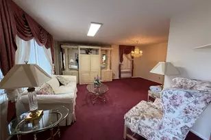 32 Liszt St, Hicksville, NY 11801 - Photo 2