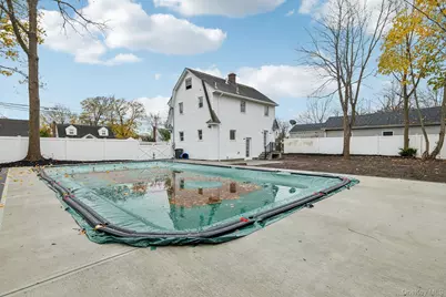 41 Leyden Street, Huntington Station, NY 11746 - Photo 26